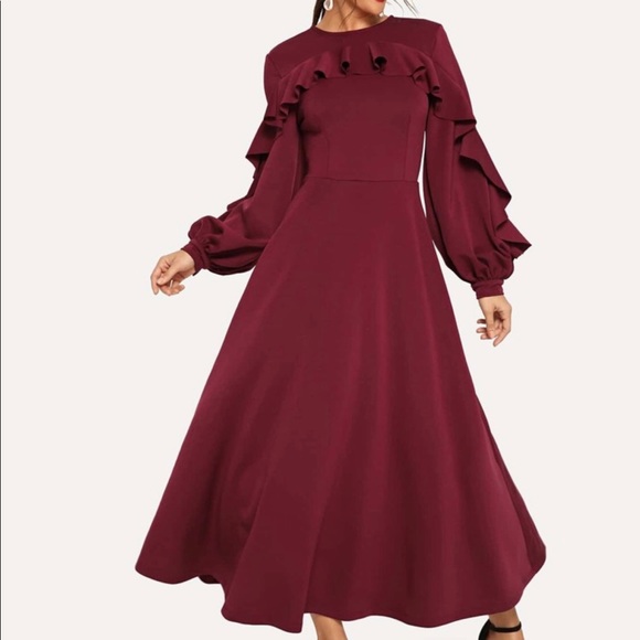Dresses & Skirts - Long sleeve dress